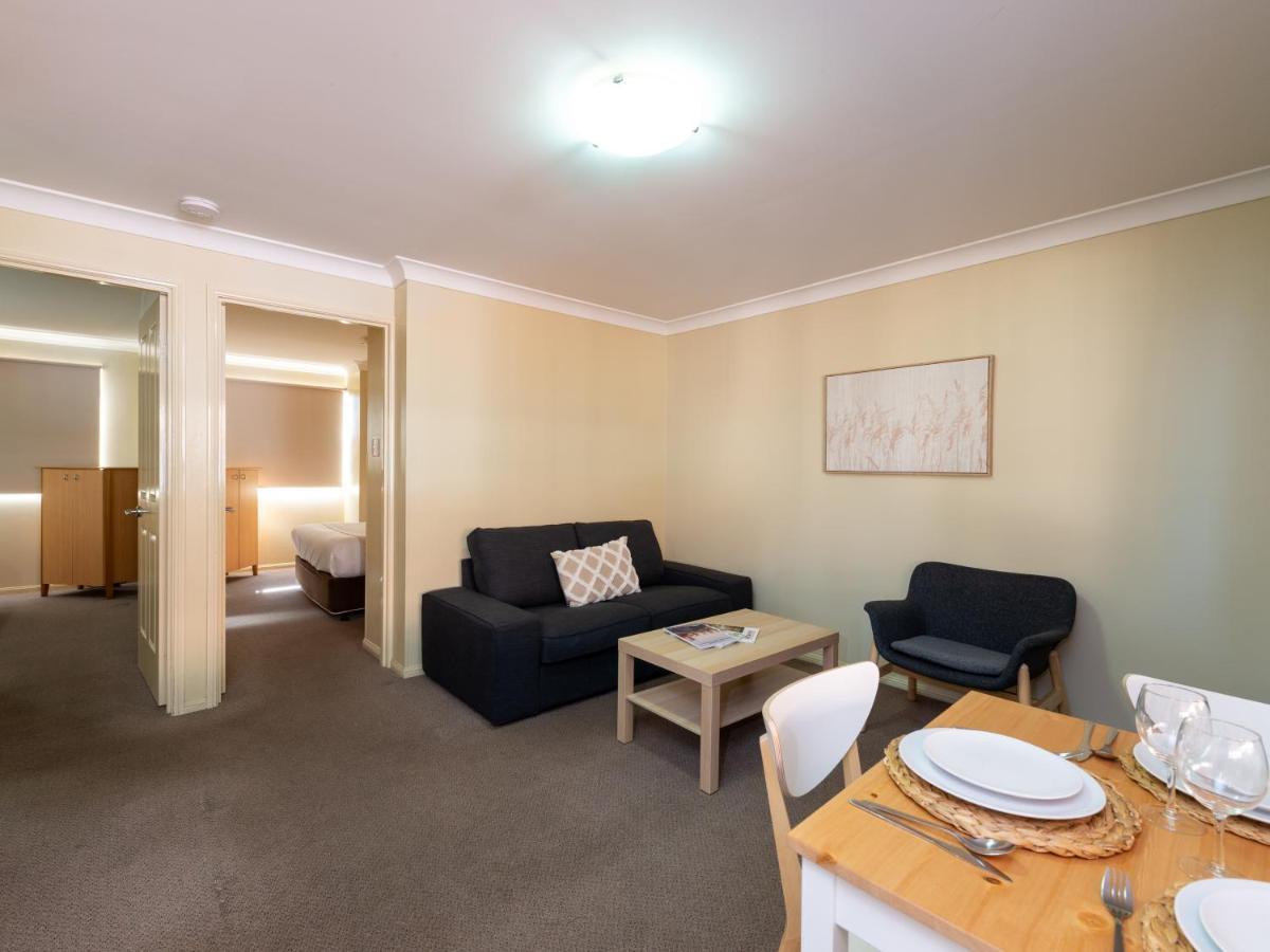 טוומבה Villa Nova Motel מראה חיצוני תמונה